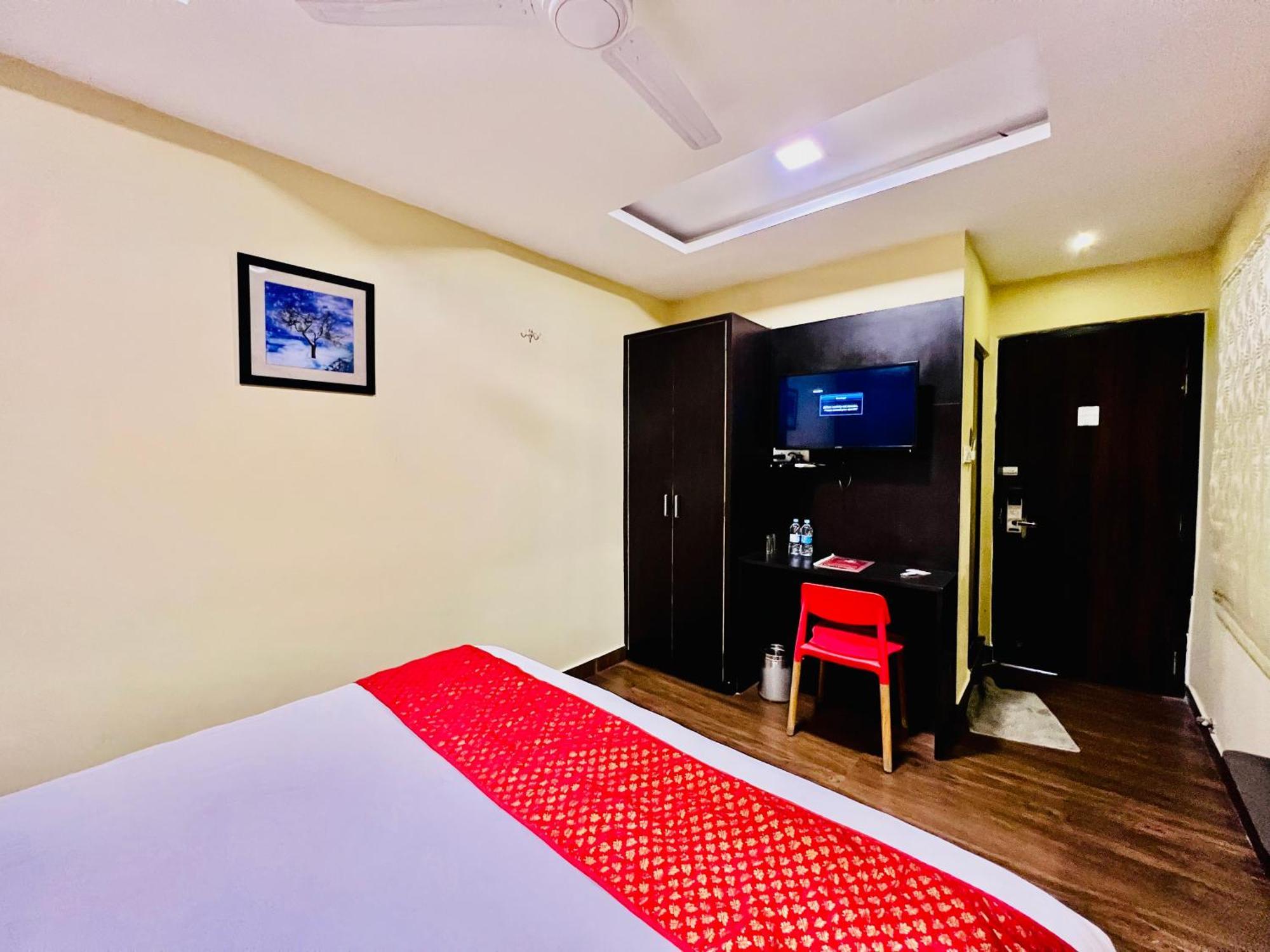 Hotel Grand Bhagwat, Udaipur Dış mekan fotoğraf