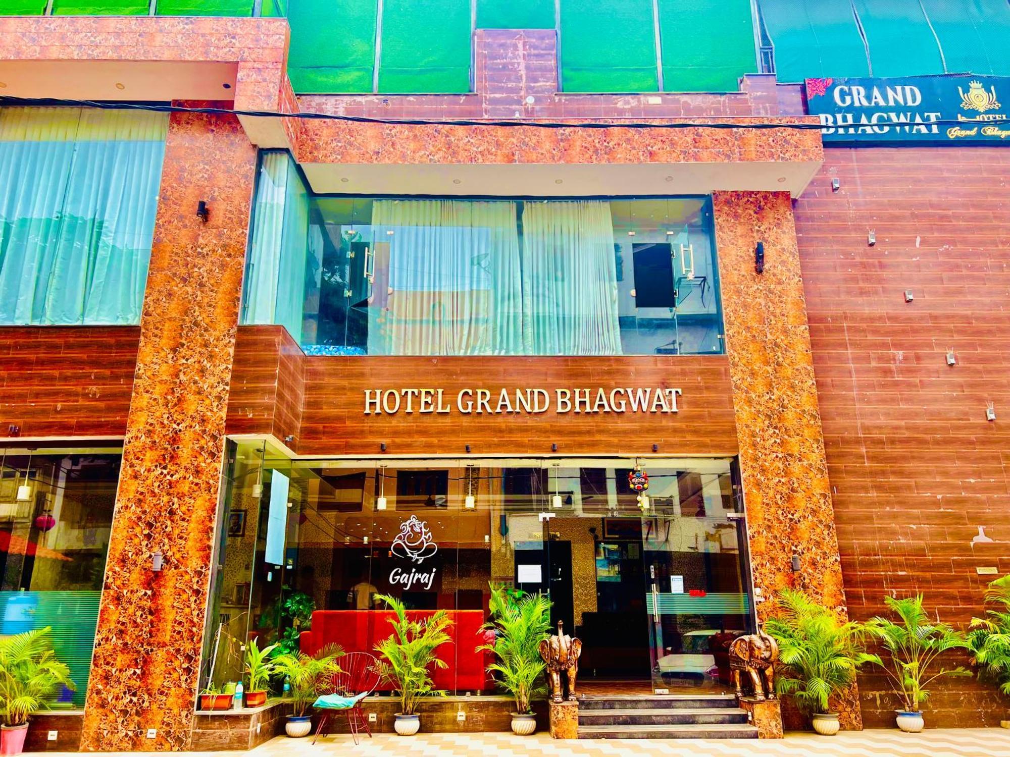 Hotel Grand Bhagwat, Udaipur Dış mekan fotoğraf